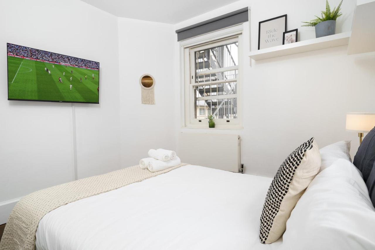 Apartamento Huge & 3 Bedr, 4 Beds, Covent Gdn