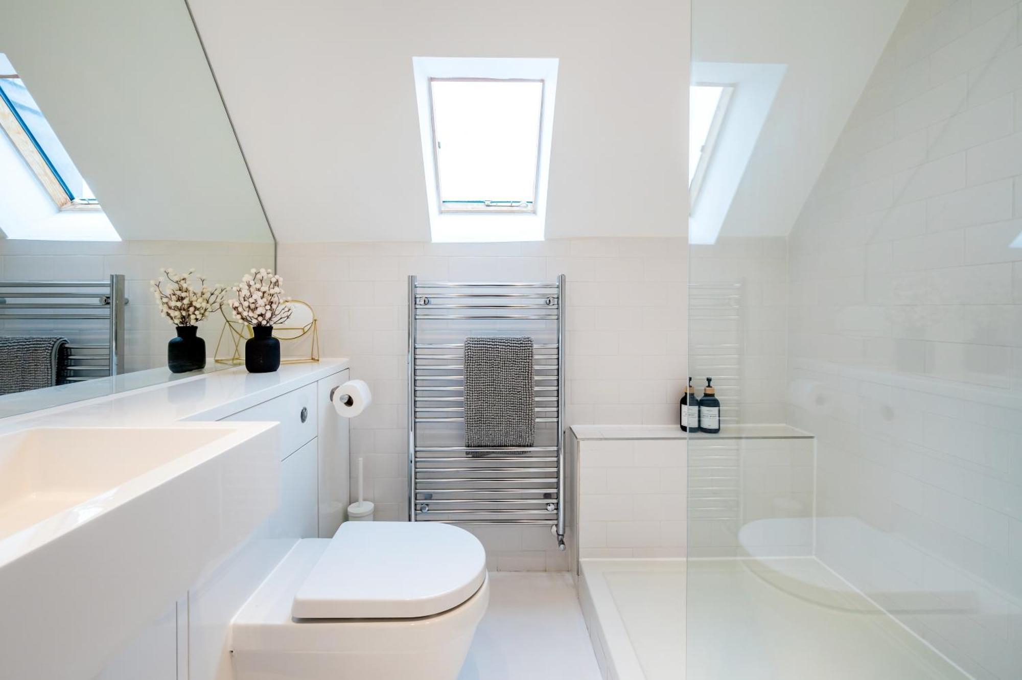 Huge & 3 Bedr, 4 Beds, Covent Gdn Apartamento *